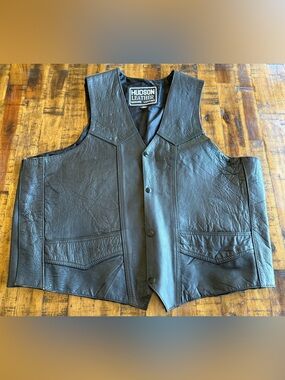 Hudson Leather Motorcycle Vest • Men’s 54 XXL • Harley Eagle Patch • Genuine Lea